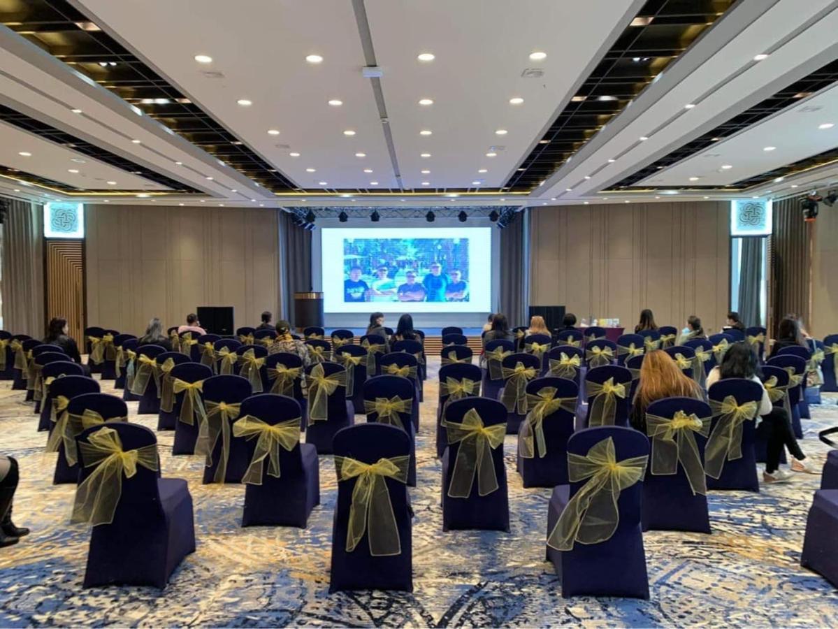 Millennium Plaza Hotel & Mall 울란바토르 외부 사진