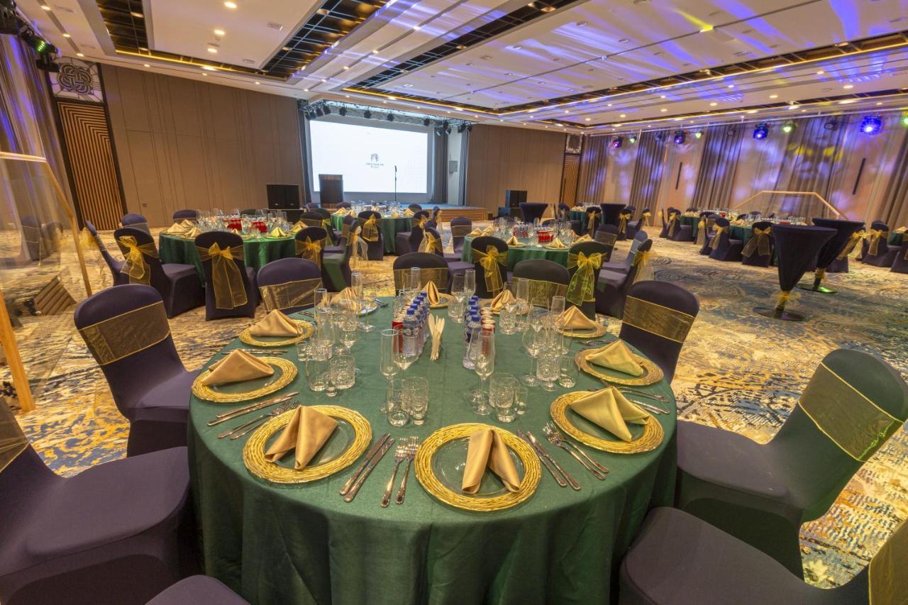 Millennium Plaza Hotel & Mall 울란바토르 외부 사진
